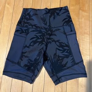 Aerie grey and Black tropical print Bike Shorts with Performance Fabric